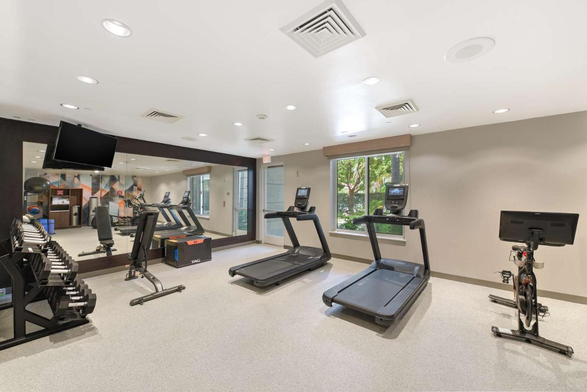 Hotel Hilton Garden Lax - 3*